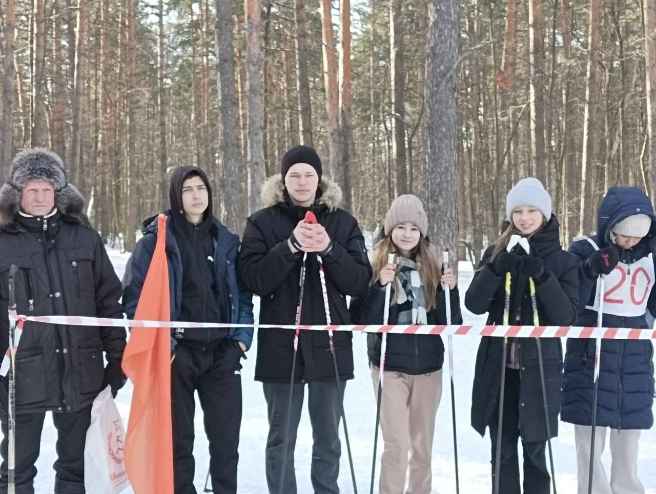 Приняли участие в лыжной эстафете среди обучающихся МО «Мелекесский район».